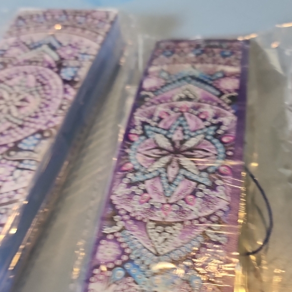 DIY Diamond Art Notebook Bookmark and Pen Case - Picture 7 of 8